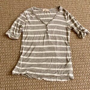 Pink Republic Womens Button-Up Striped Shirt Top V-Neck 3/4 Sleeve Size M Gray